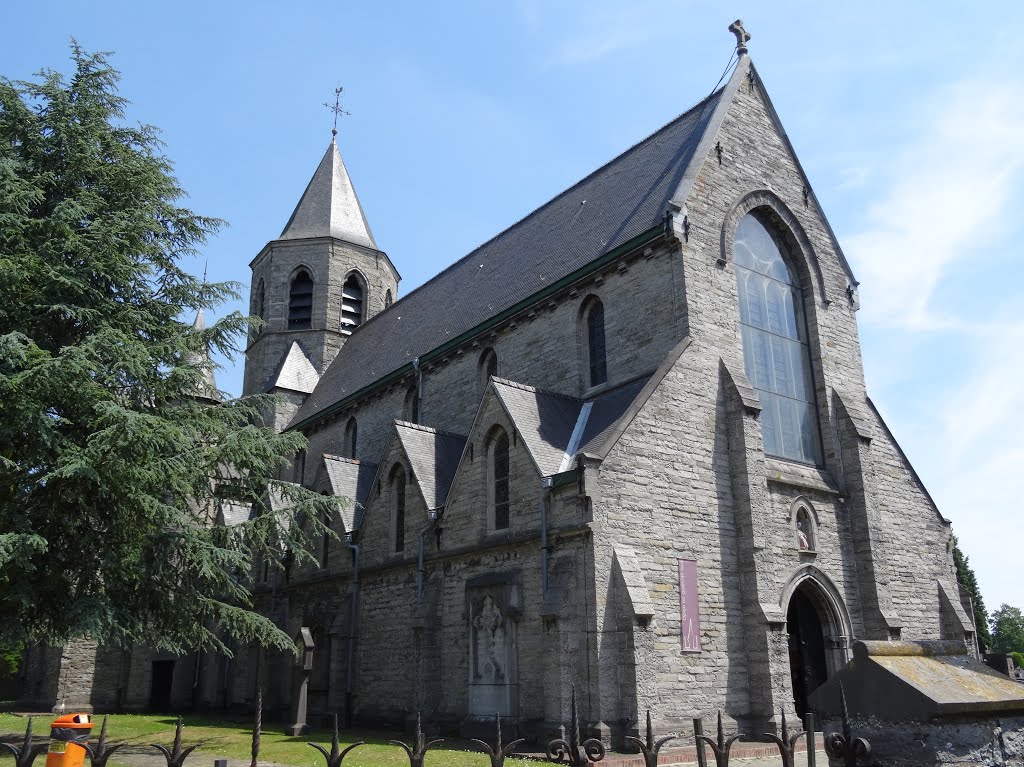 Onze-Lieve-Vrouw Geboortekerk Mariakerke by Pousse Mousse