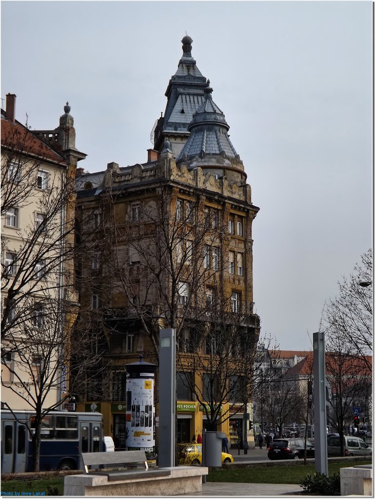 Budapest, Deák Ferenc tér 4, 1052 Magyarország by Imre Lakat