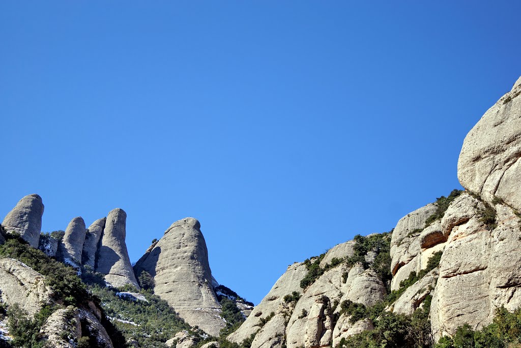 Montserrat mountain by Yuri Rapoport