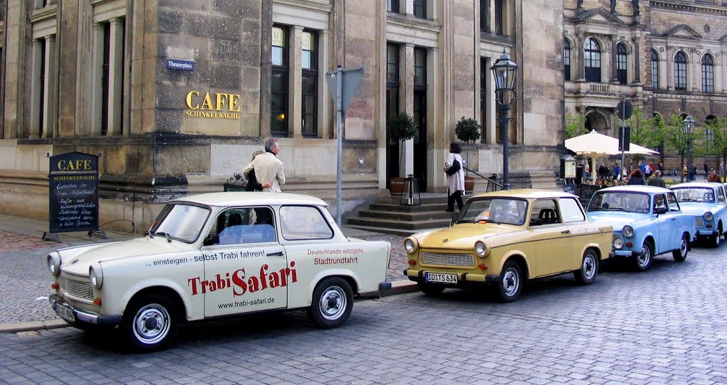 Trabant by Ivo Telec