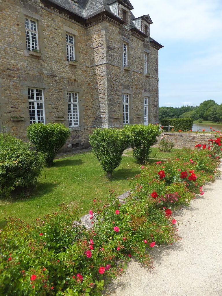 Abbaye de paimpont by flyingpapou