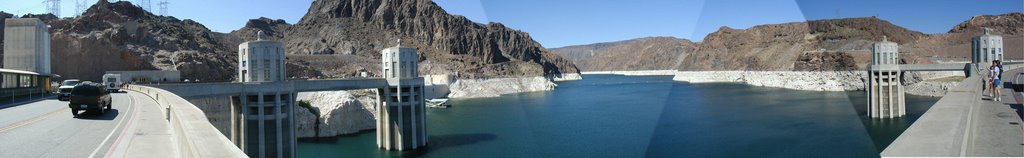 Hooverdam-panorama by Lester Salazar