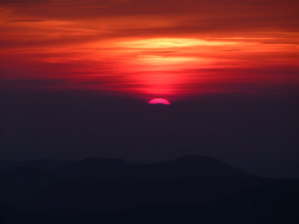 Lever du soleil au Hohneck by Randy Tchen