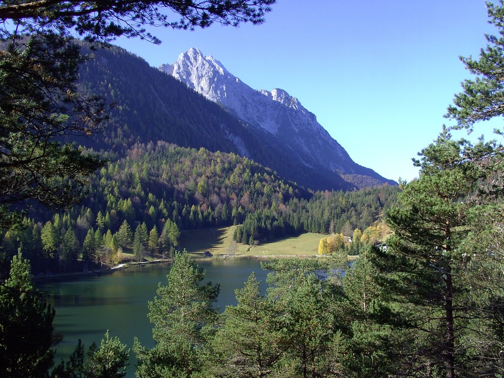 Lautersee_Wettersteinwand by lauriK