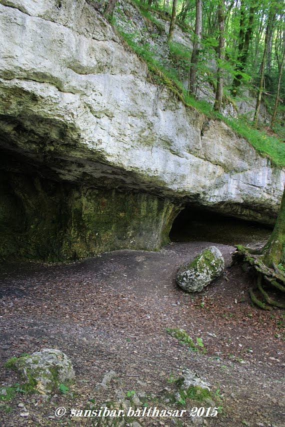 Kaltbrunnental, Kastelhöhle by Sansibar Balthasar