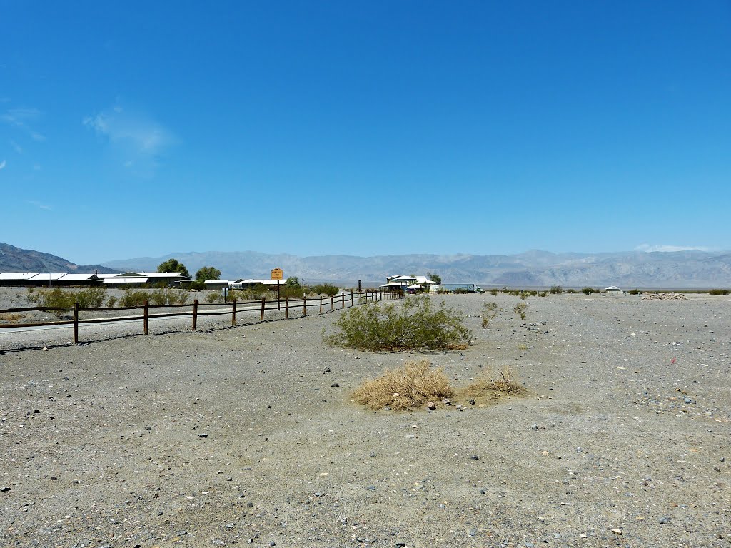 Death Valley.Stovepipe Wells by sunmaya