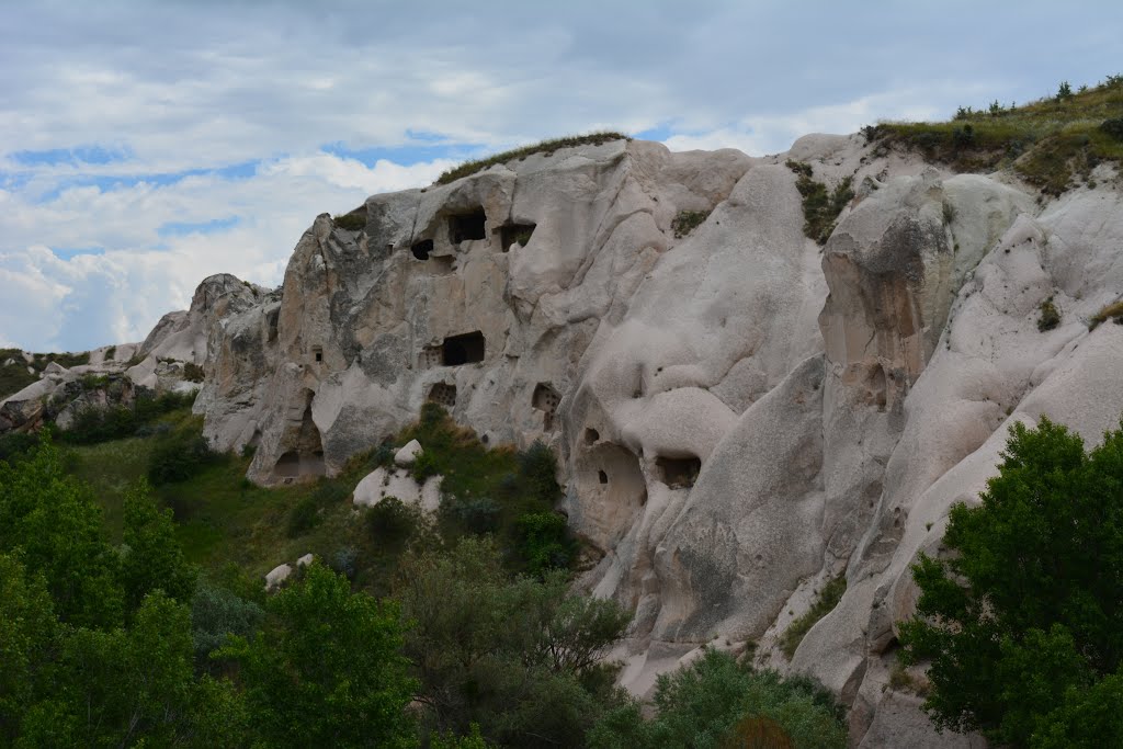 Gomeda Vadisi Mustafapaşa Ürgüp Nevşehir by Ümit Hanoğlu