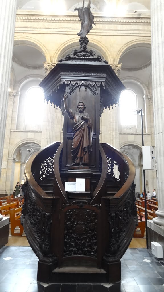 Intérieur Basilique Notre Dame de Boulogne-sur-Mer by lemouv02