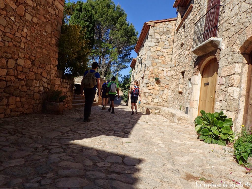 Caminando por Siurana by Los senderos de osno…