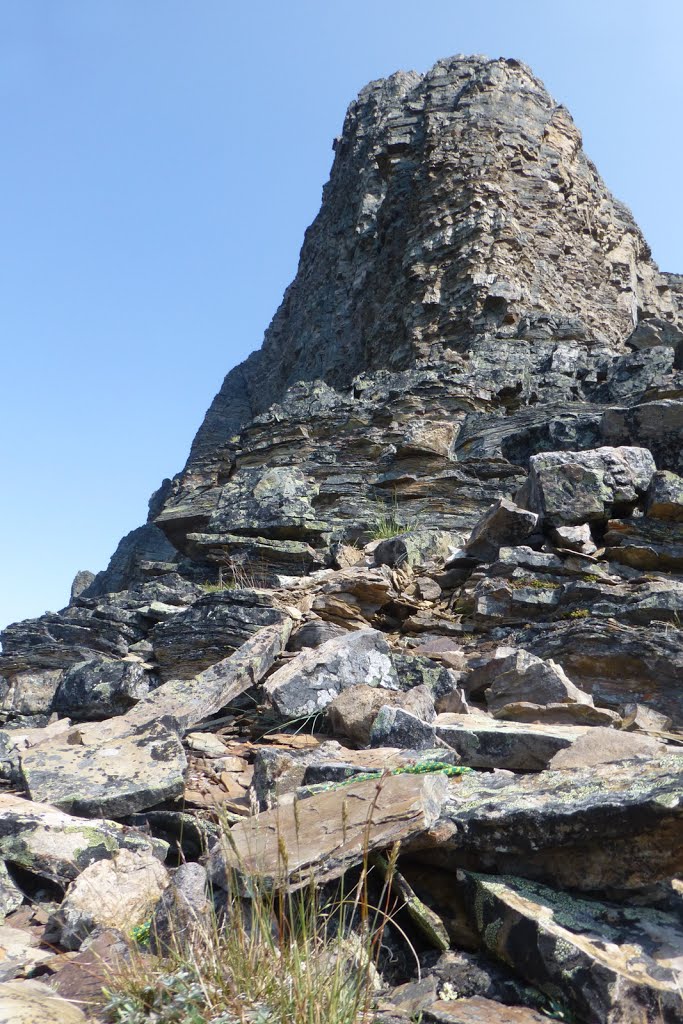 Climbing Wiwaxy Peak, Lake O'Hara by ZIPP