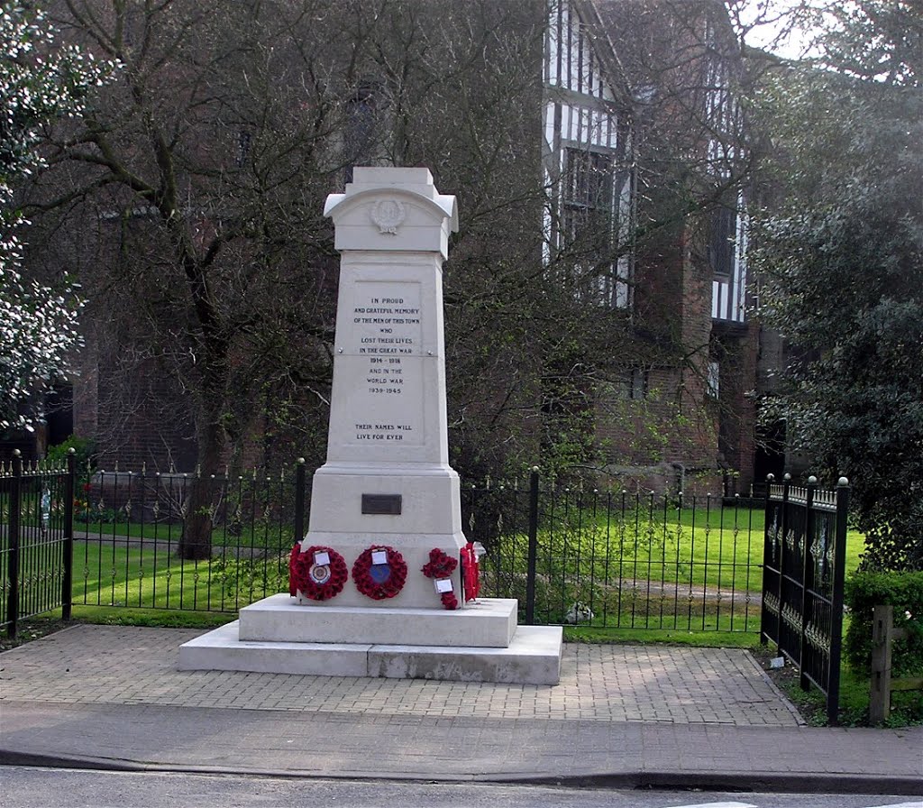 Gainsborough Cenotaph by turbo15