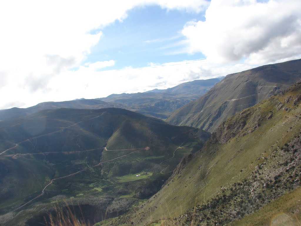 MUITA CURVA SUBINDO - Promessa - Apurimac - Peru - #dm by dalcio e marilda ber…