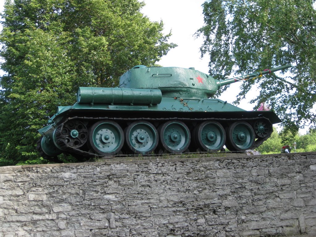 T-34 tank-monument near Narva by Andrei Kortsak