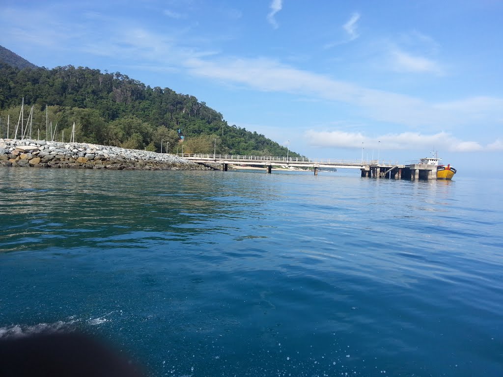 Tioman Island by Zulbahrin Nordin