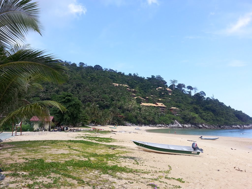 Salang beach by Zulbahrin Nordin