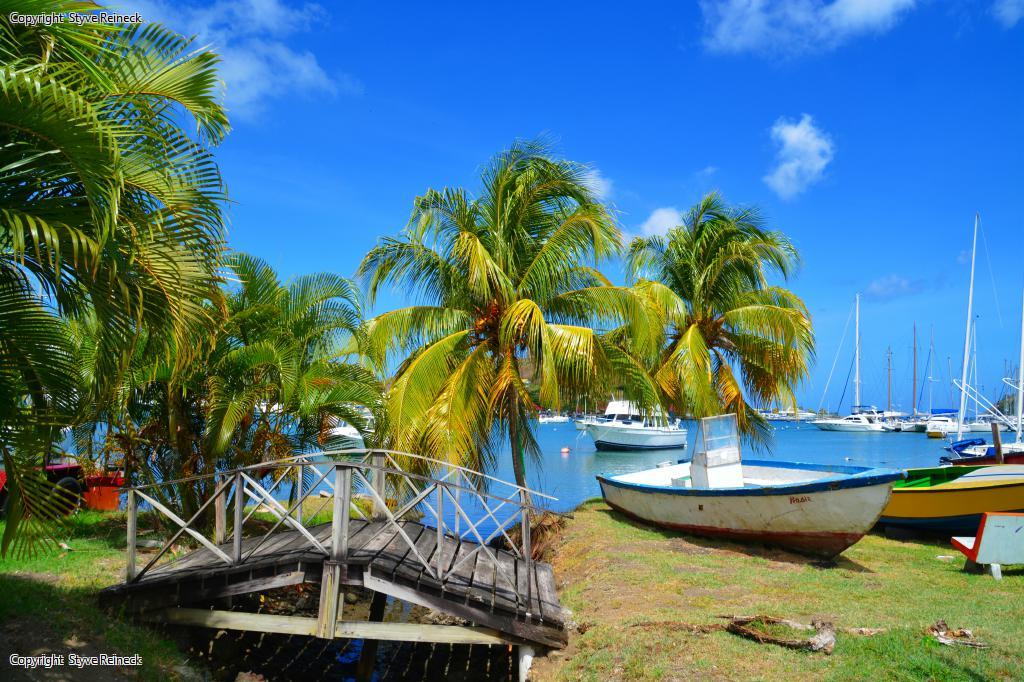 St George's, Grenada by Styve Reineck