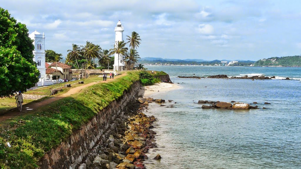 Galle, lighthouse by Jillipp