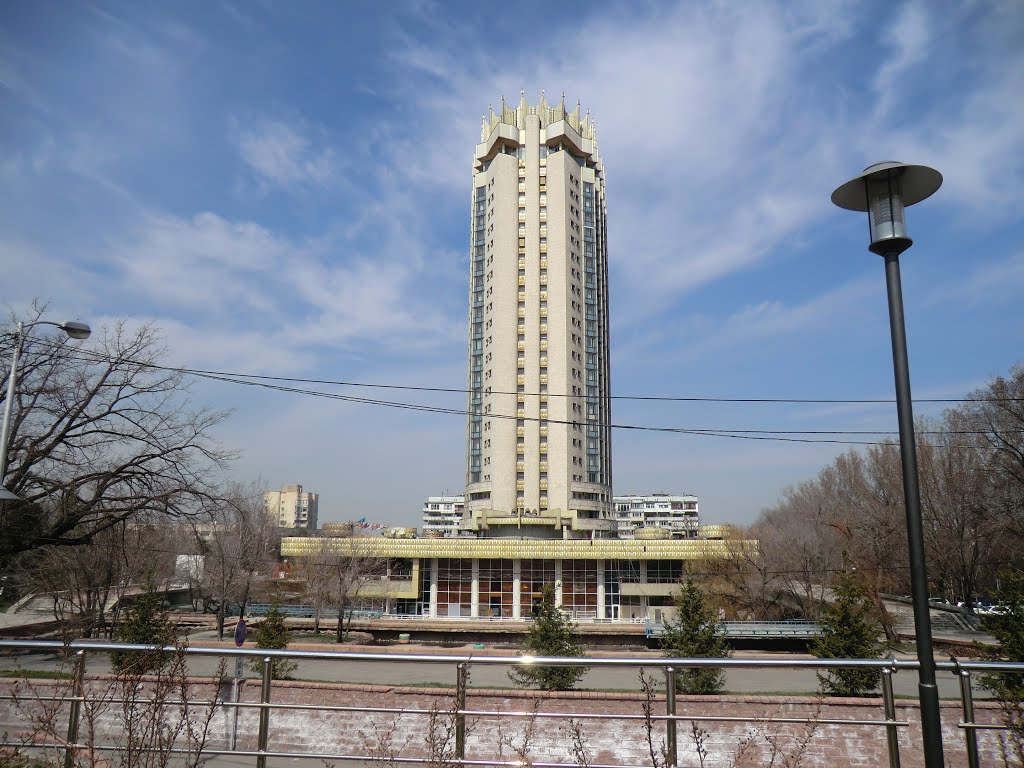 Hotel Kazakhstan by resedagboken.cc