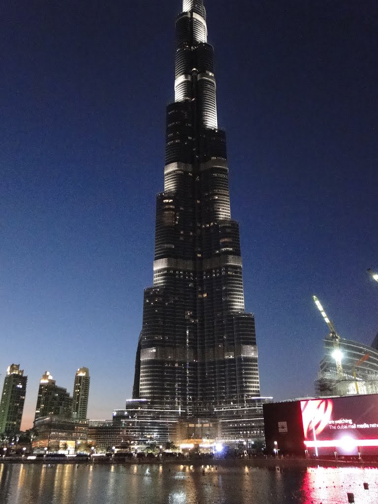 Burj Khalifa, Dubai, VAE by hafau1887