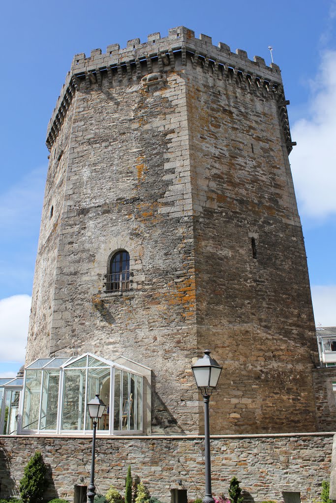 Torre dos Andrade by Troiano