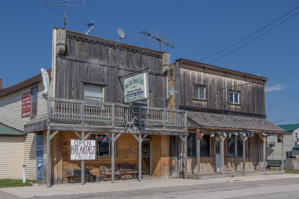 Trout Lake Tavern and Grill by Ross Gates