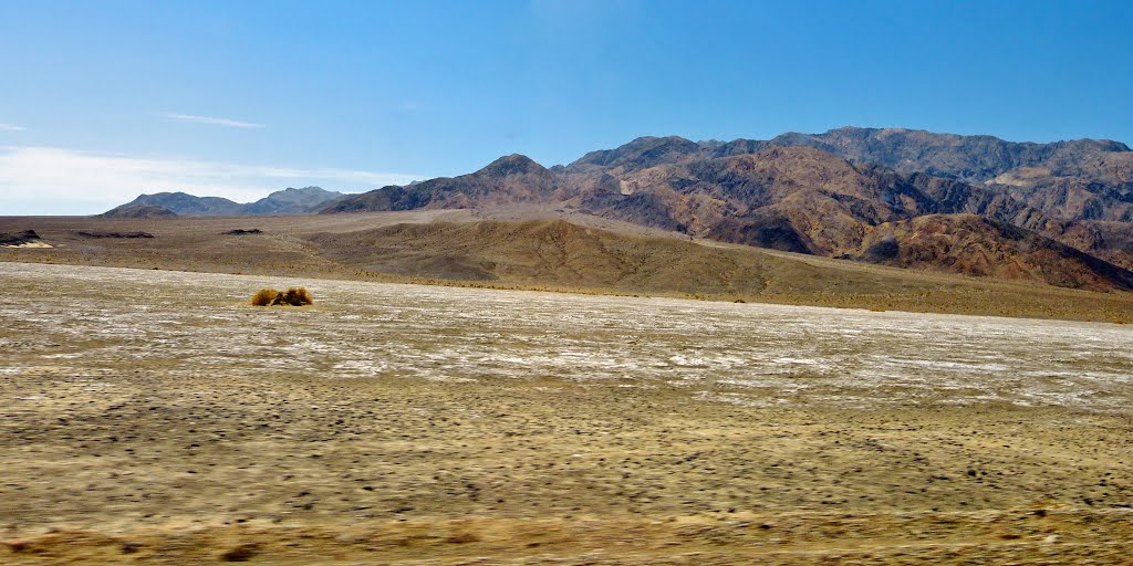 Death Valley.Stovepipe Wells by sunmaya