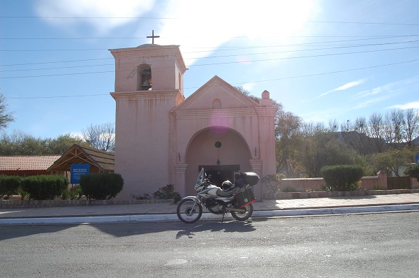 Iglesia de Hualfin by Daniel Gianni