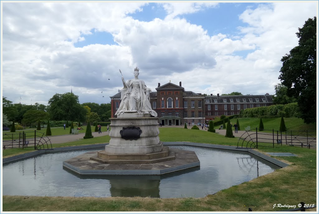 LONDRES (PALACIO DE KENSINGTON) by Jesús Rodríguez