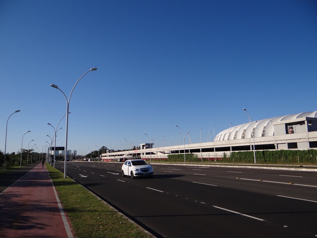 Gigante da Beira Rio - Porto Alegre RS by cicero r maciel