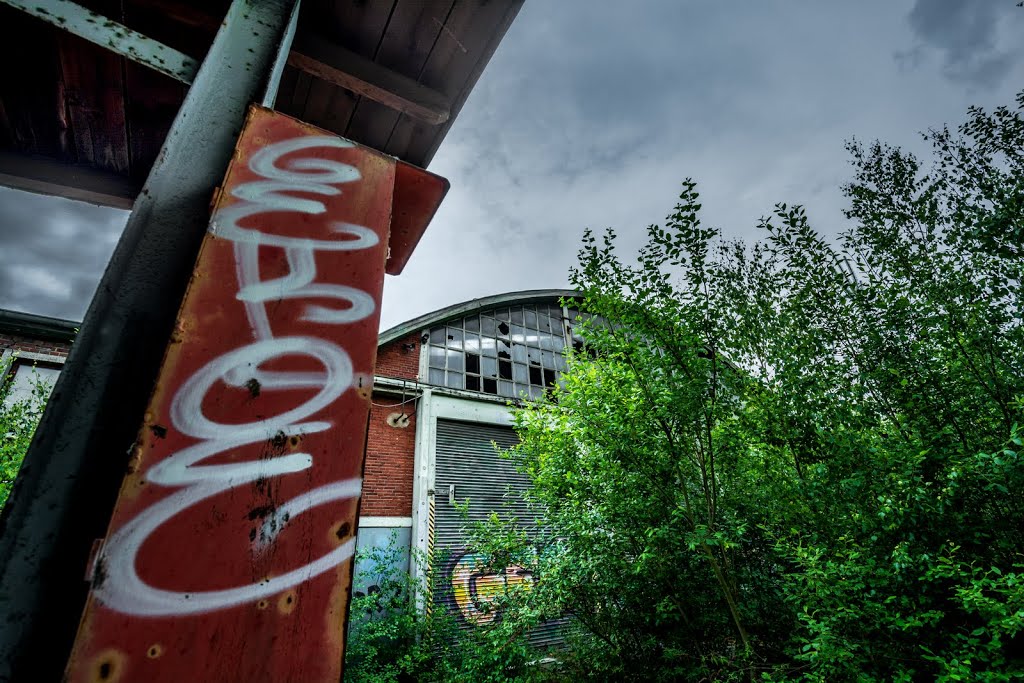 Wedau, Duisburg, Germany by Rick Lierhaus