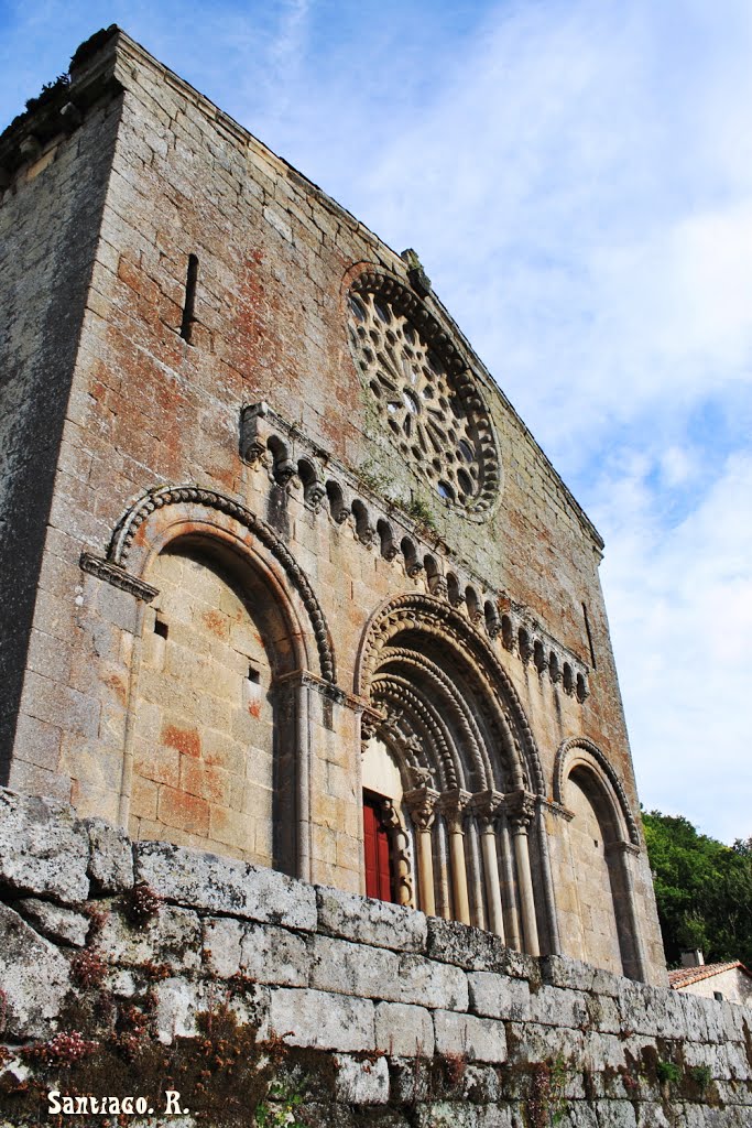 Monasterio Sto Estevo Ribas de Miño by Santiago R.