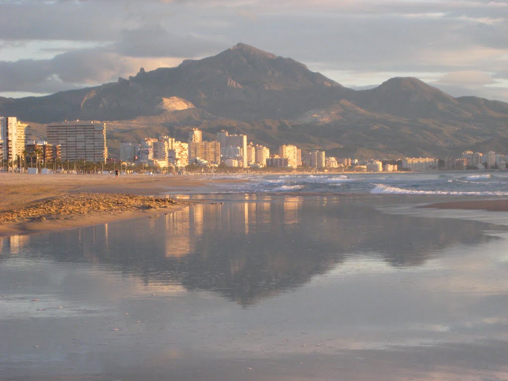 Playa de San Juan, Alicante, Spain by Amado Ortega