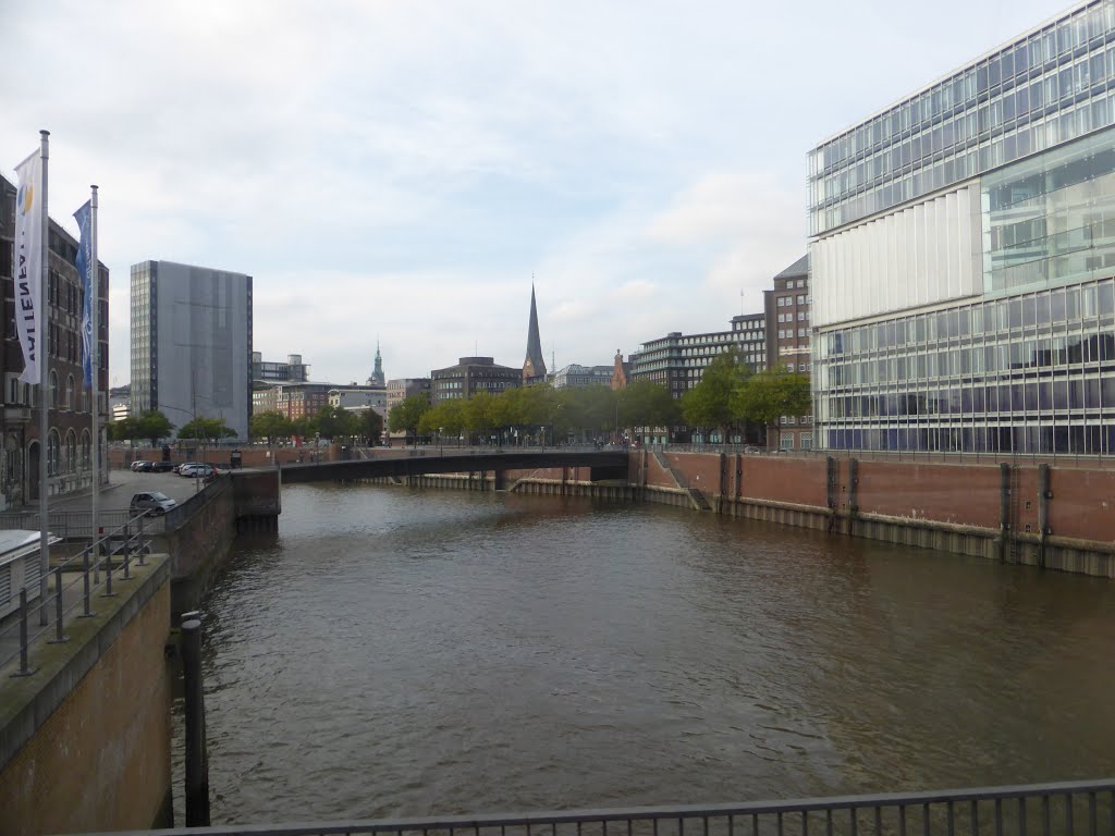 Altstadt, Hamburg, Germany by Michael Witkowski