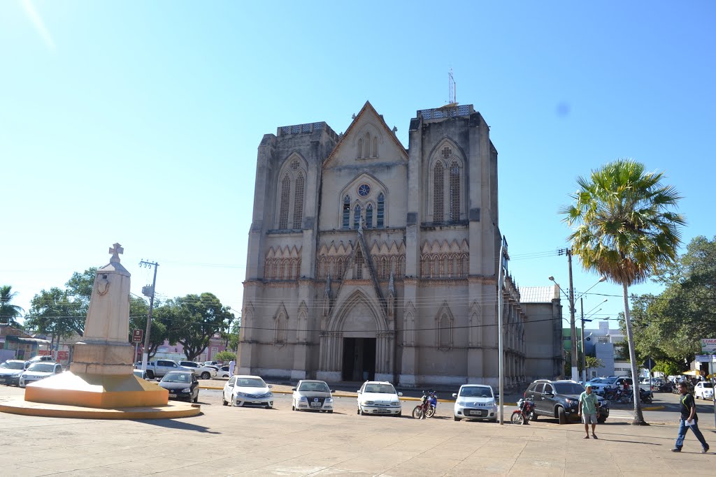 Catedral São Luiz (2) by Rafael José Rorato