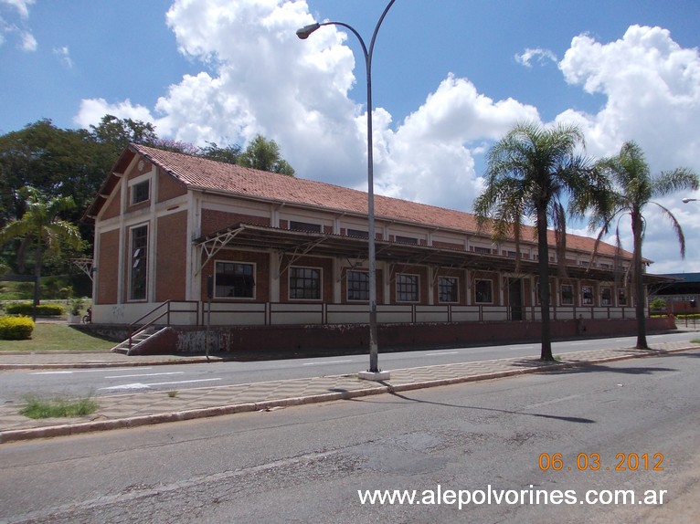 Estacion Itapeva BR (www.alepolvorines.com.ar) by alepolvorines