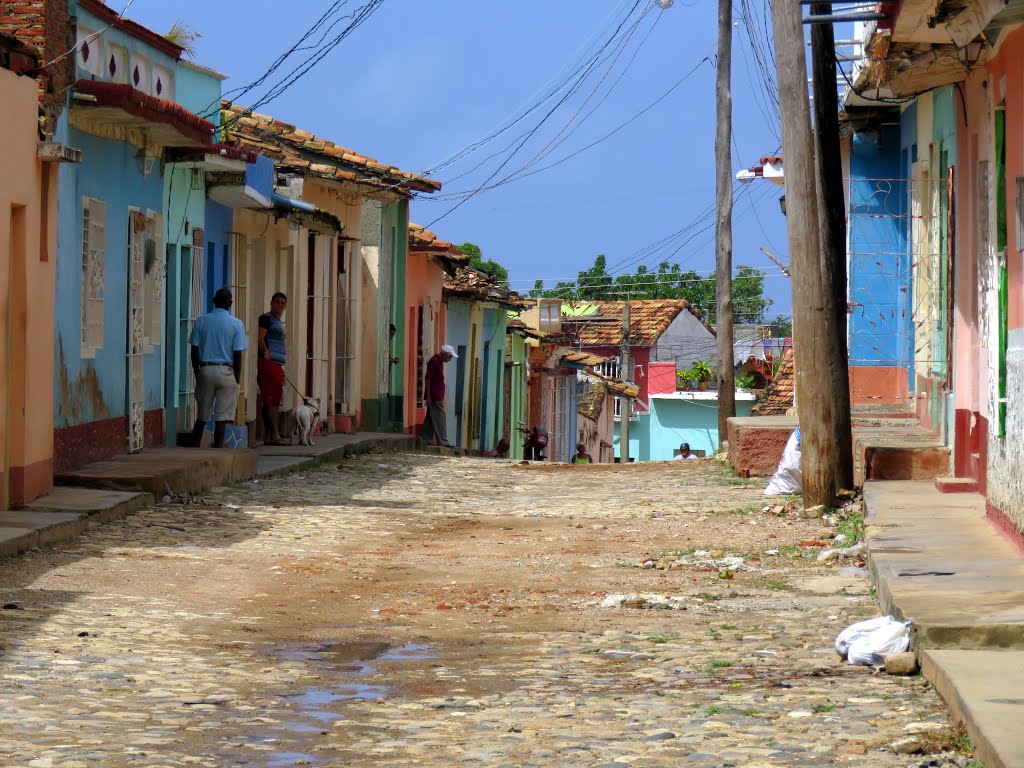 OC-Calle de Trinidad by Osvaldo Colman