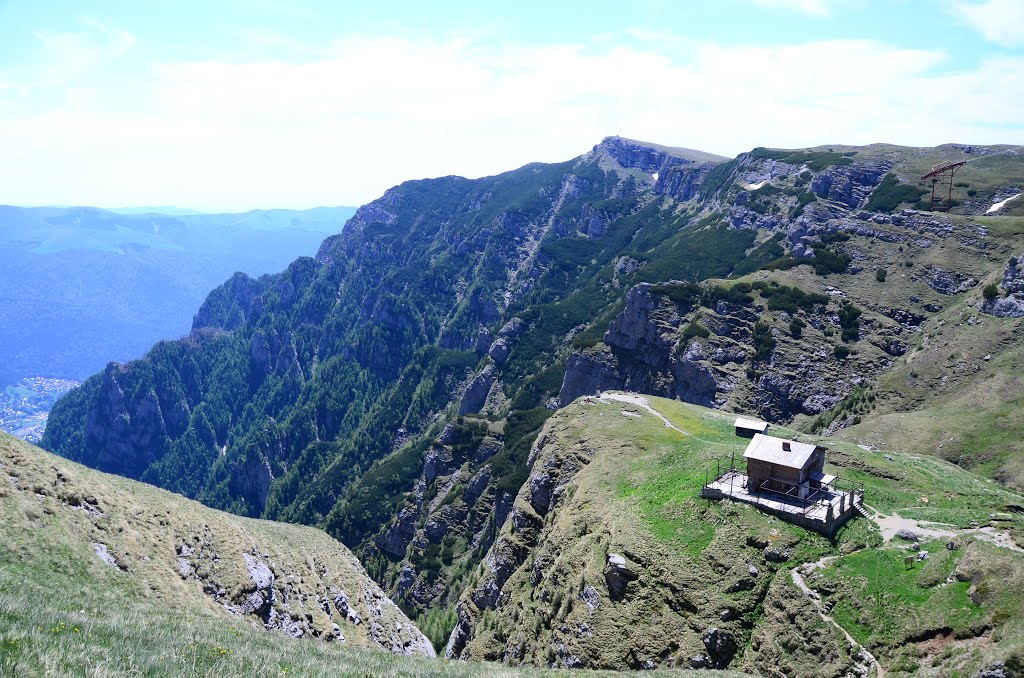 Bușteni, Romania by ©christake