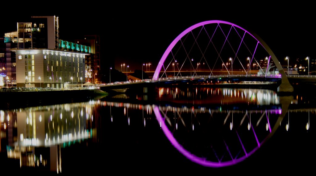 Glasgow, UK by Graeme Bird