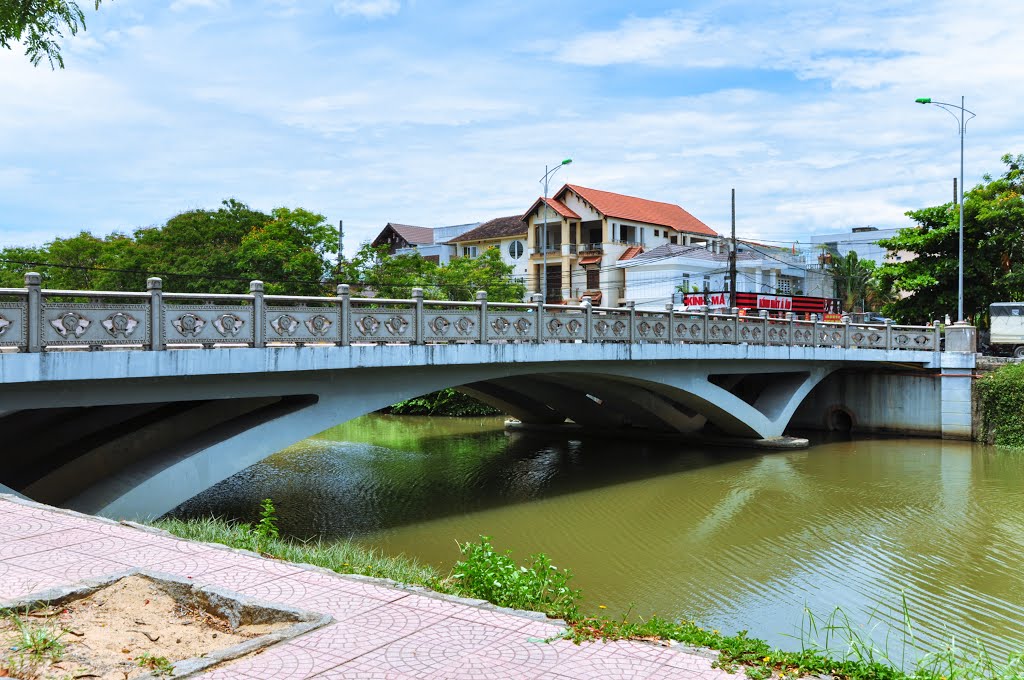 Đường Phan Đình Phùng - Huế 2015 by quangduc20