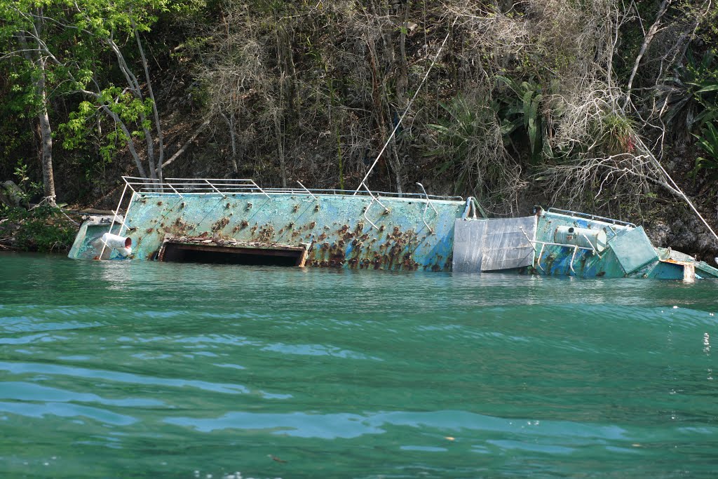 Matanzas, Cuba by Bren Webley