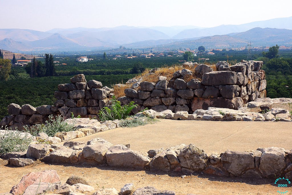 TIRYNS (Τίρυνς):DAS GELÄNDE by RIDI GRAZ