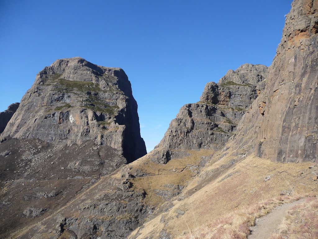 View from trip to Amphitheatre, Drakensberg (South Africa), september 2014 by rdaniel