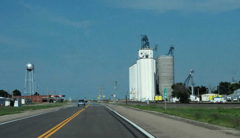 Grain Silo's by Jerry Satterfield