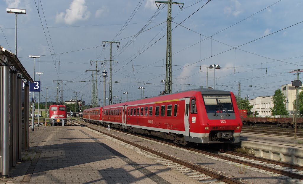 611 012 + 611 020 IRE Ulm - Basel in Singen Hohentwiel - 13.05.2015 by Ivonne Schauerhammer