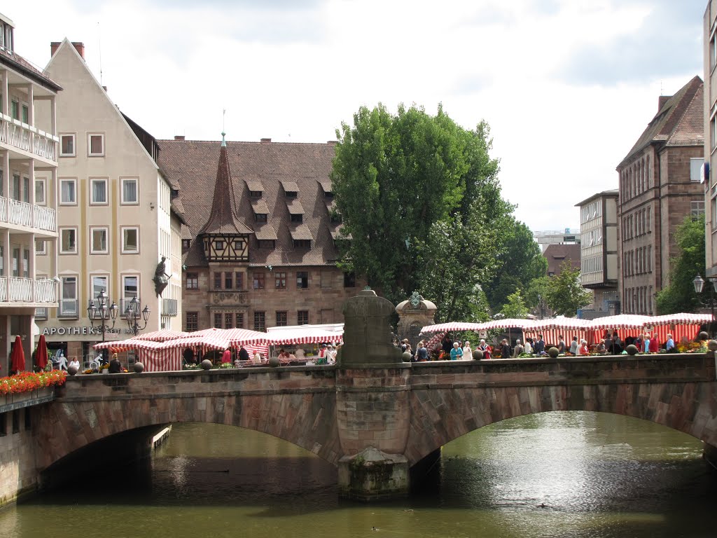 Altstadt - St. Sebald, Nürnberg, Germany by W. Pasch