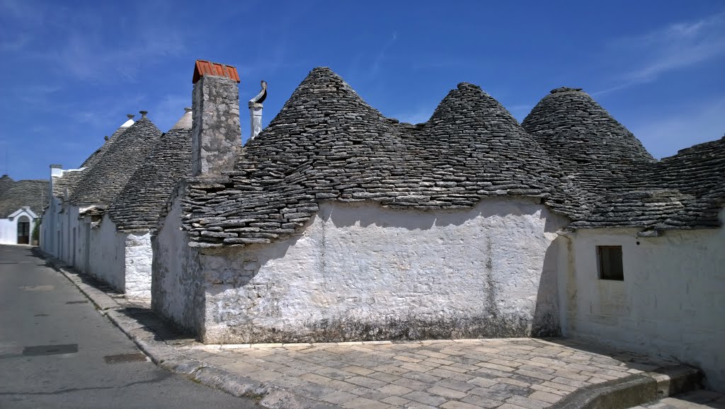 Trulli in and around Via Giuseppe Verdi, Alberobello (Bari), Apulia, Italy. by Hans R. van der Woud…