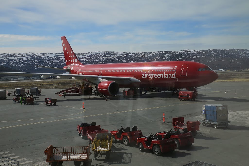 Flugplatz Kangerlusuaq by rudolf dubs