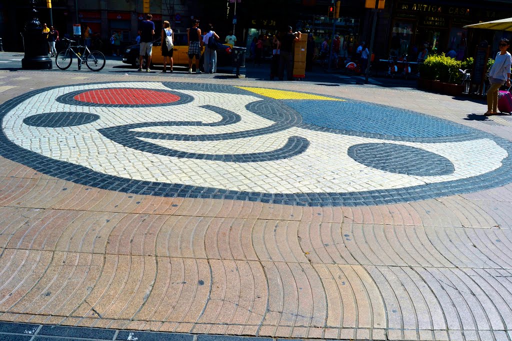 MOSAÏC DEL PLA DE L'ÓS o PAVIMENT MIRÓ by Yeagov