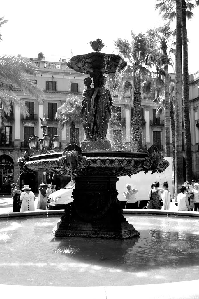 PLAÇA REIAL by Yeagov