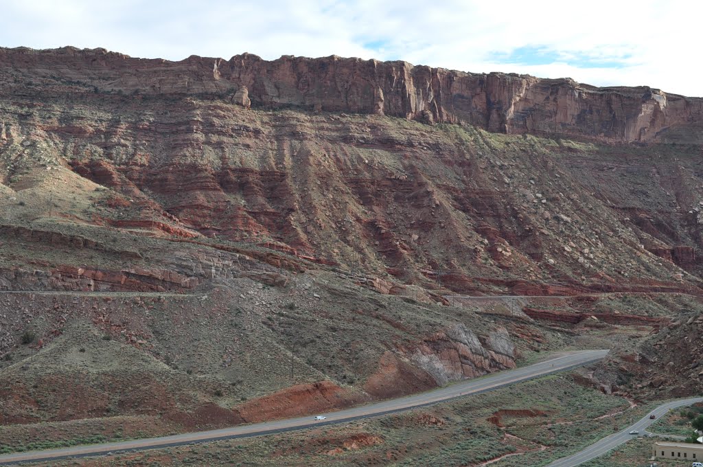 State Road 191 as viewed from the Arches National Park by alvingone